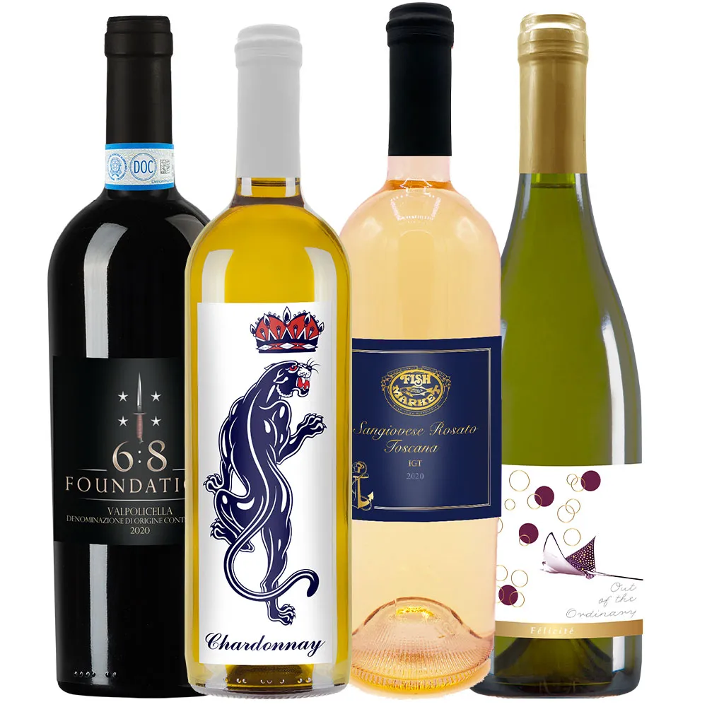 Bottiglie di vino con etichette personalizzate